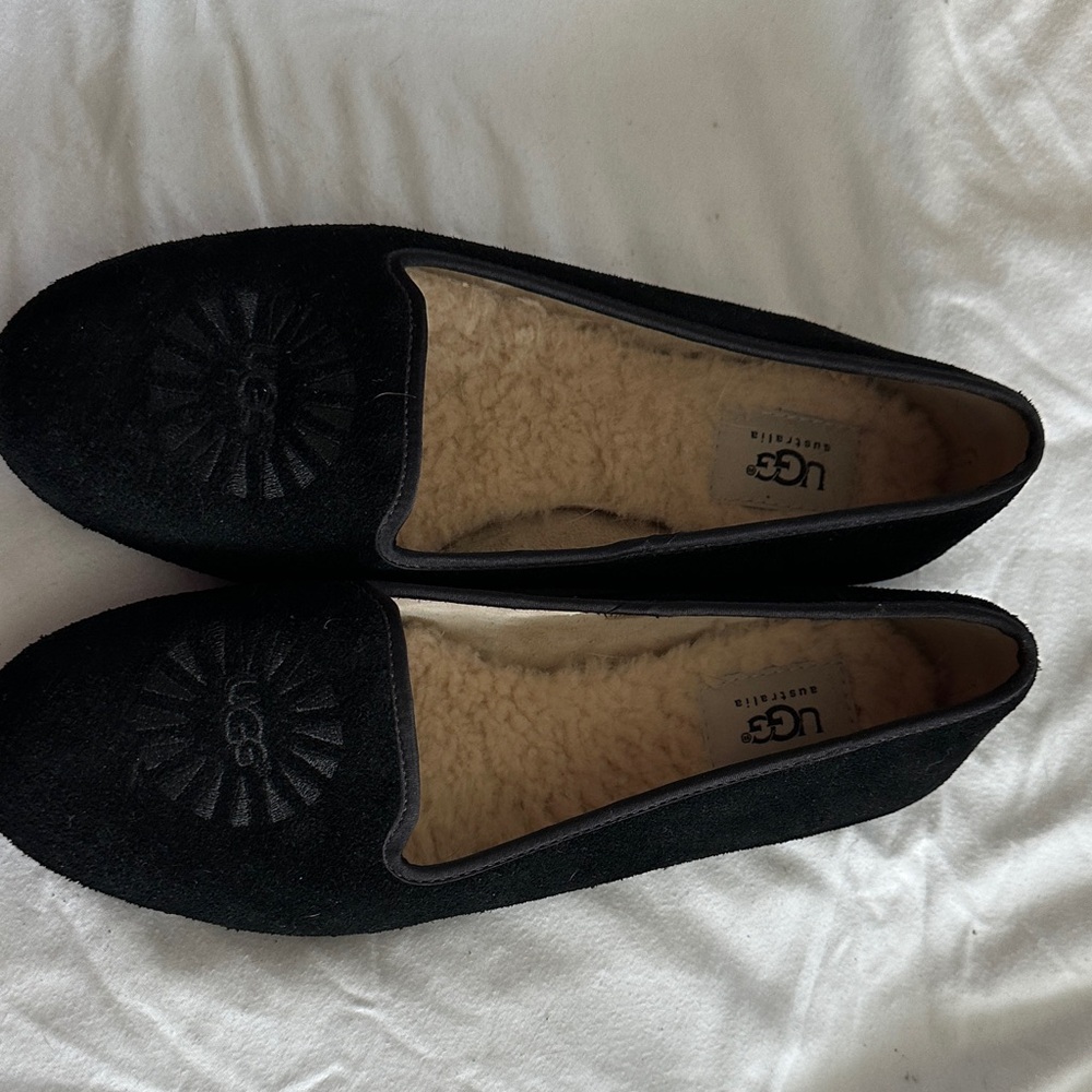 UGG Women's Black and Cream Slippers